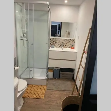 Apartment Superbe Renove Avec Acces Direct